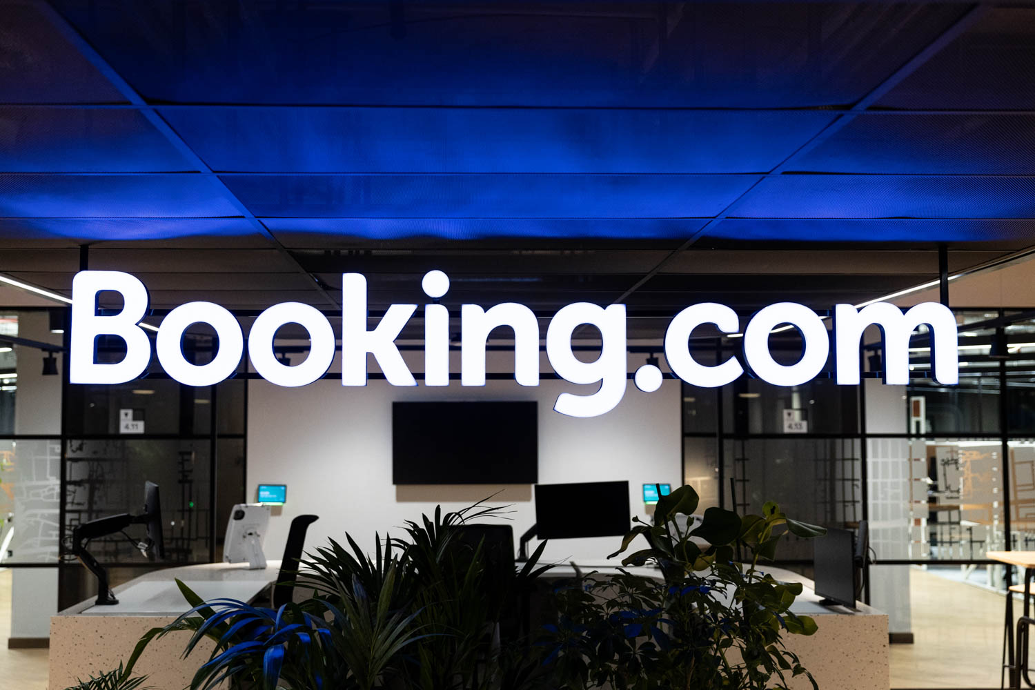 Booking.com event in Manchester by ER Event Photography