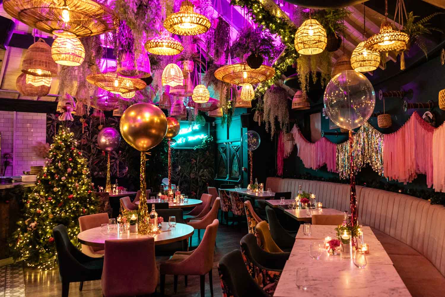 A photograph of a room decorated in gold and pink for an 18th birthday party in Altrincham